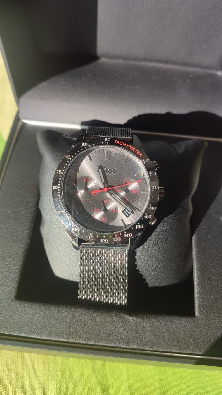 Hugo Boss Uhren: Boss Uhr – Gebraucht aus Oberägeri von ang_22g5