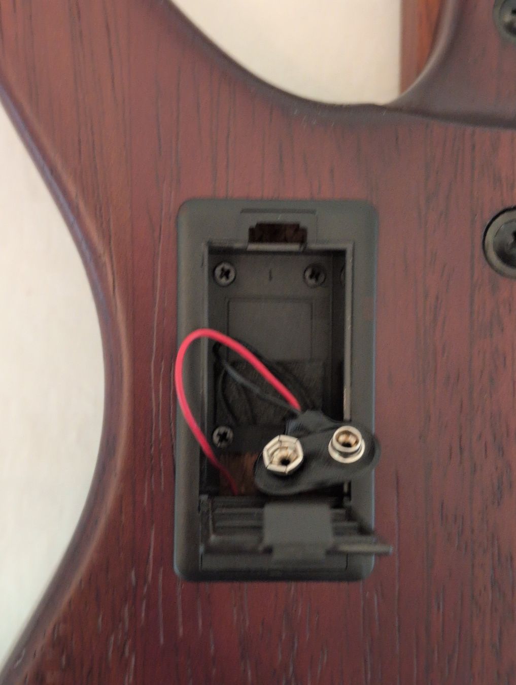 Ibanez Musikinstrumente: Ibanez 5-String Fretless Bass – Gebraucht aus Volketswil von mlauritse 4