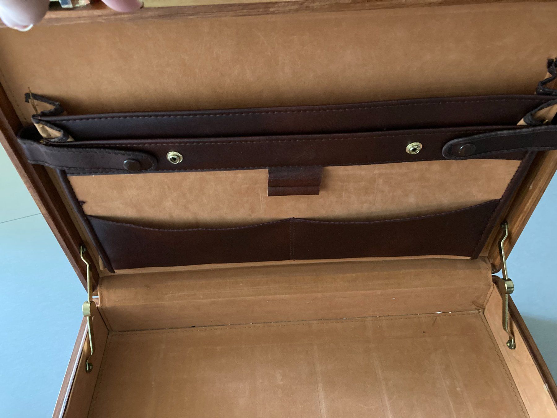 Valises de voyage: Aktenkoffer aus Holz – D'occasion à Obfelden par miau68 3