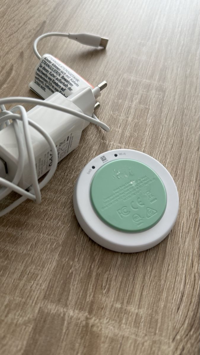 Babyphones: Owlet Smart Sock 3rd Generation – Gebraucht aus Boswil von hey.itsme 3