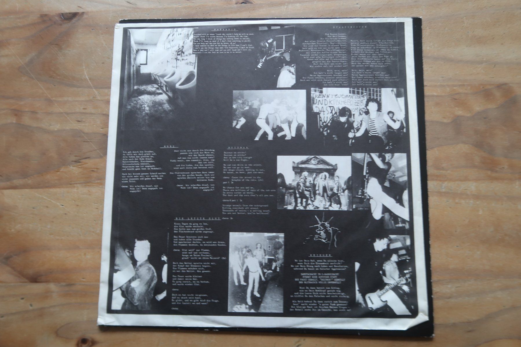 Dischi in vinile: CERESIT - THREE GALLOWS - PUNK - ROTES VINYL LP – Usato da Basel venduto da Patiscat 4