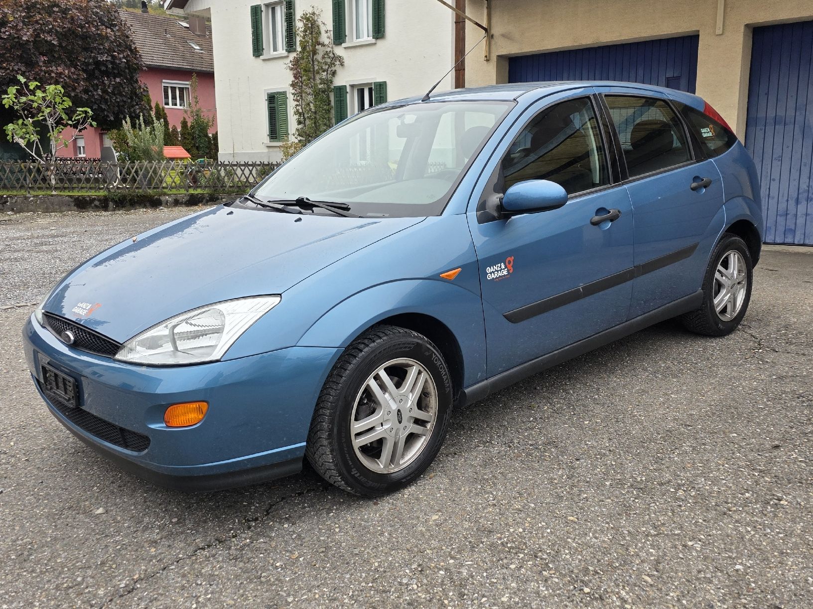 Ford Focus 1.6 Zetec blau Gebrauchtwagen in gutem Zustand (Gebraucht ...