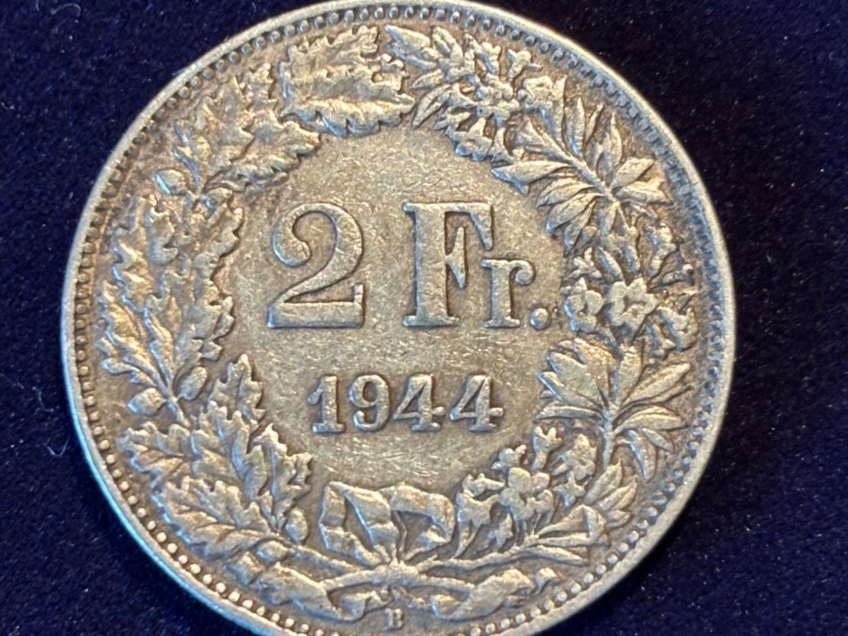 Tutti le monete: 2 Fr. Silbermünze 1944 – Usato da Salvenach venduto da Haeseli59