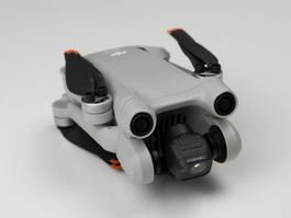 DJI Mini 3 Pro + Fly More Kit + ND und UV Filters + Strap