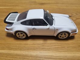 Welly Porsche 911 (964) Turbo, 1:18, weiss