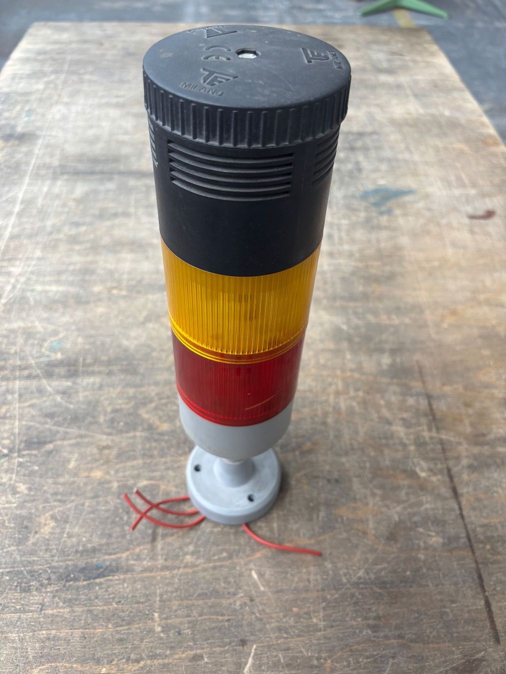 Elektronikbauteile: Signalleuchte – Gebraucht aus Amriswil von MTTGMBH 1