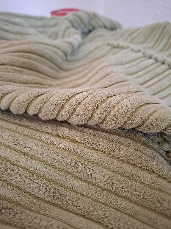 Cuscini: XXL Indoor Sitzsack, hellgrün – Usato da Biel/Bienne venduto da Kyruna 2