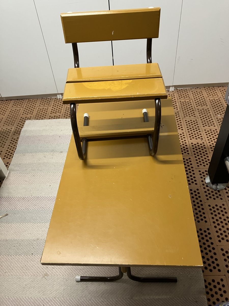 Set di tavolo e panche: Wisa Gloria Kindertisch mit 2 Stühlen – Usato da Therwil venduto da Therwil99