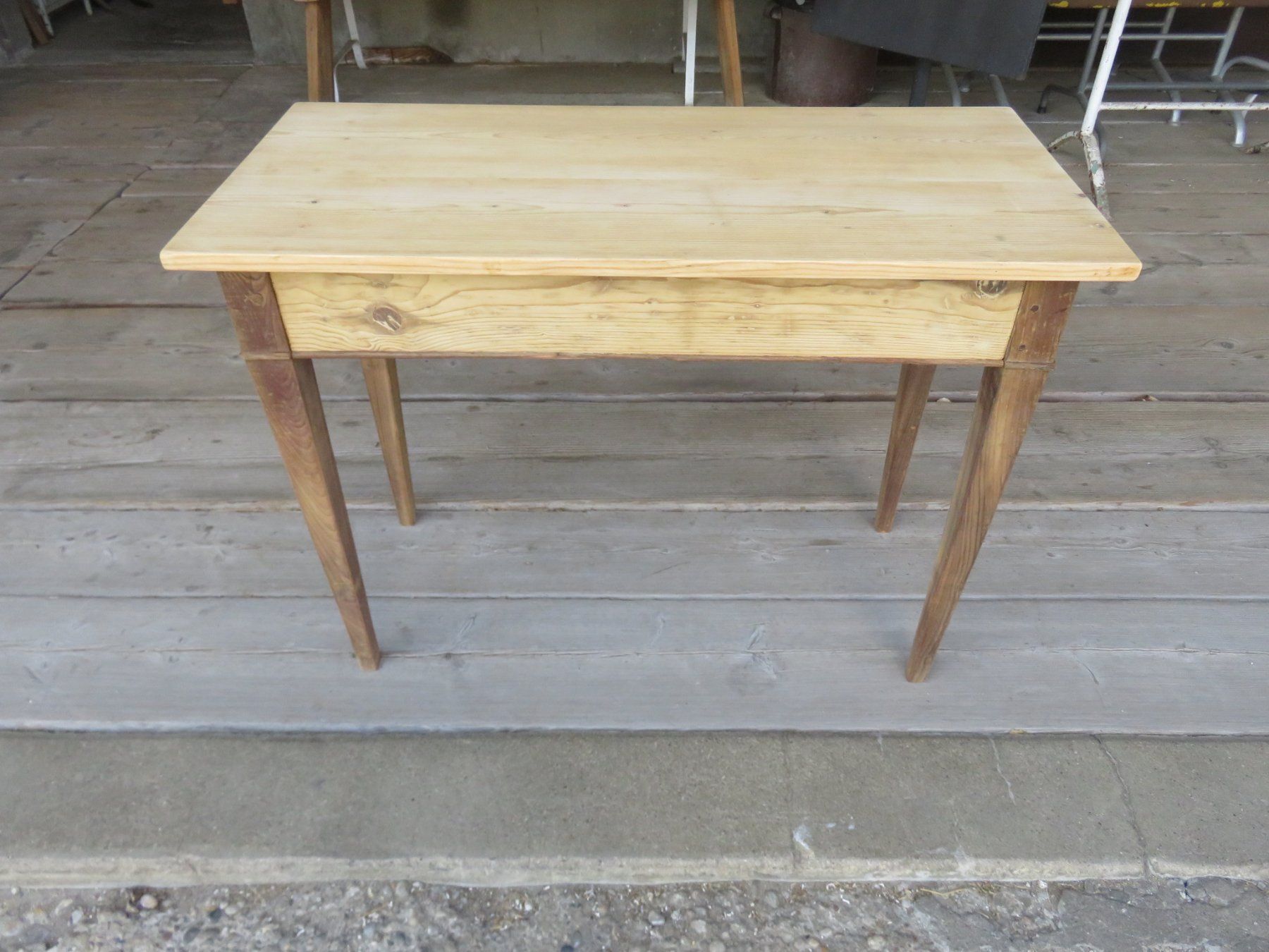 Tables: antikes Biedermeier-Tischli – D'occasion à Ruswil par Mfladibus