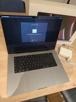 Macbook pro M2 16"