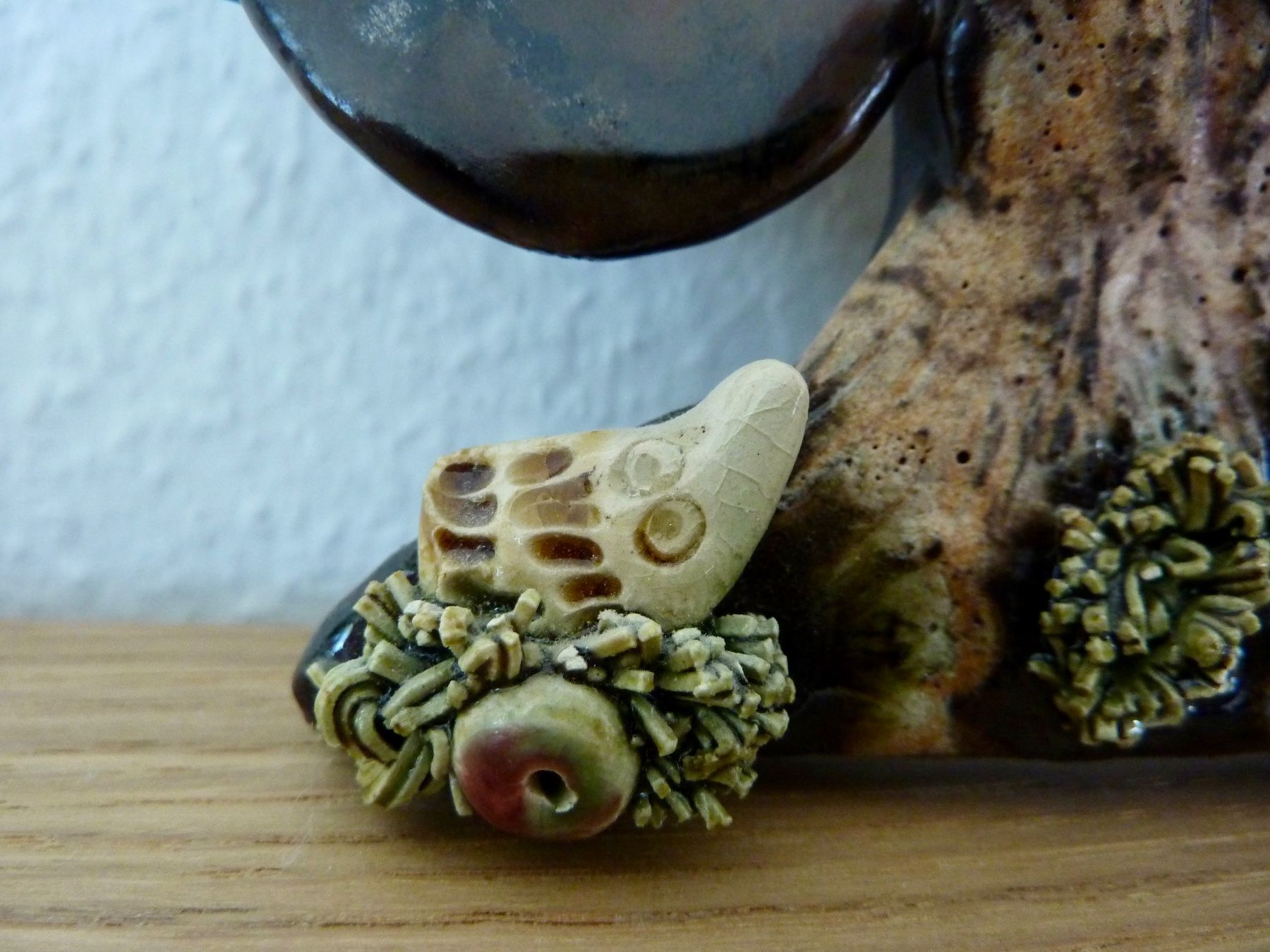 Tutte le decorazioni: 2 Keramikbilder Figurengruppen Baum Eule / Igel – Usato da Allschwil venduto da millefiori3 2
