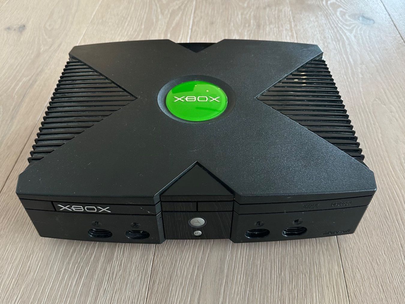 Microsoft Console: Xbox Konsole + 27 Spiele + Logitech Lenkrad + 2 Controller – Usato da Muri AG venduto da gae_kz9y 1