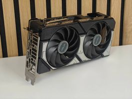 Asus Geforce RTX 5060 Ti (8GB) Dual - Grafikkarte, Neuwertig