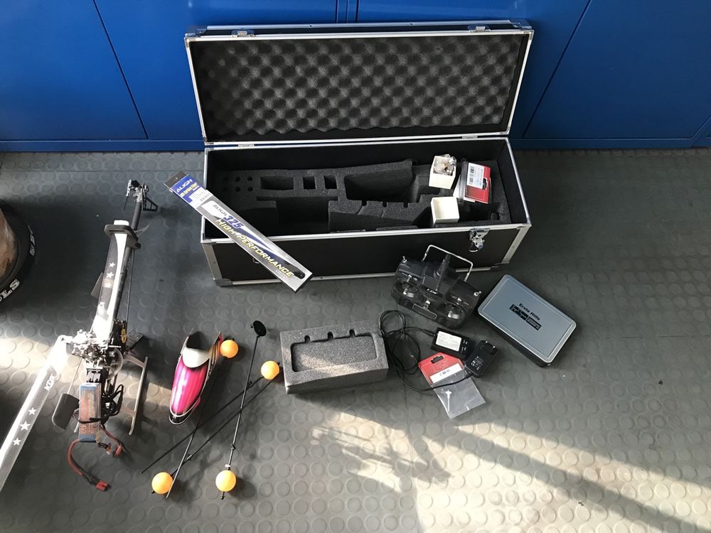 RC Helicopter KDS 450 mit Fernbedienung und Koffer Kaufen auf Ricardo