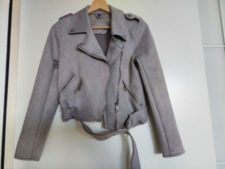 HELLGRAUE KURZE JACKE GR. XS