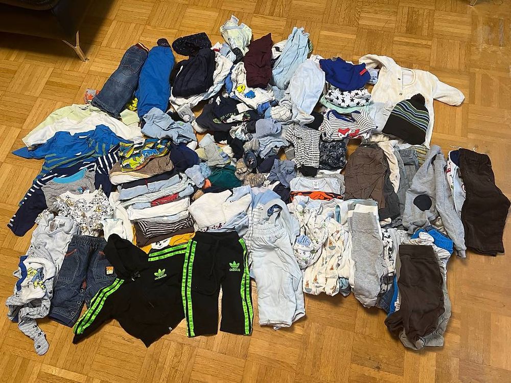 Ensembles coordonnés: 6. Babykleiderset in Gr. 50-68 - gepflegt & praktisch – D'occasion à Niederhasli par fam_6l6q