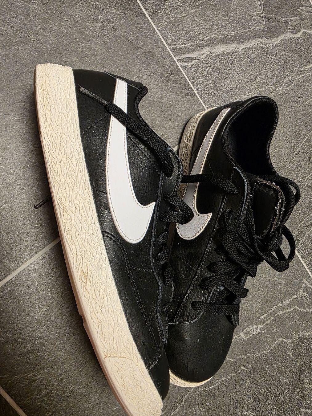 Nike Herrenschuhe: Nike Blazer Schuhe schwarz Grösse 38  – Gebraucht aus Toffen von ver_x68f 1