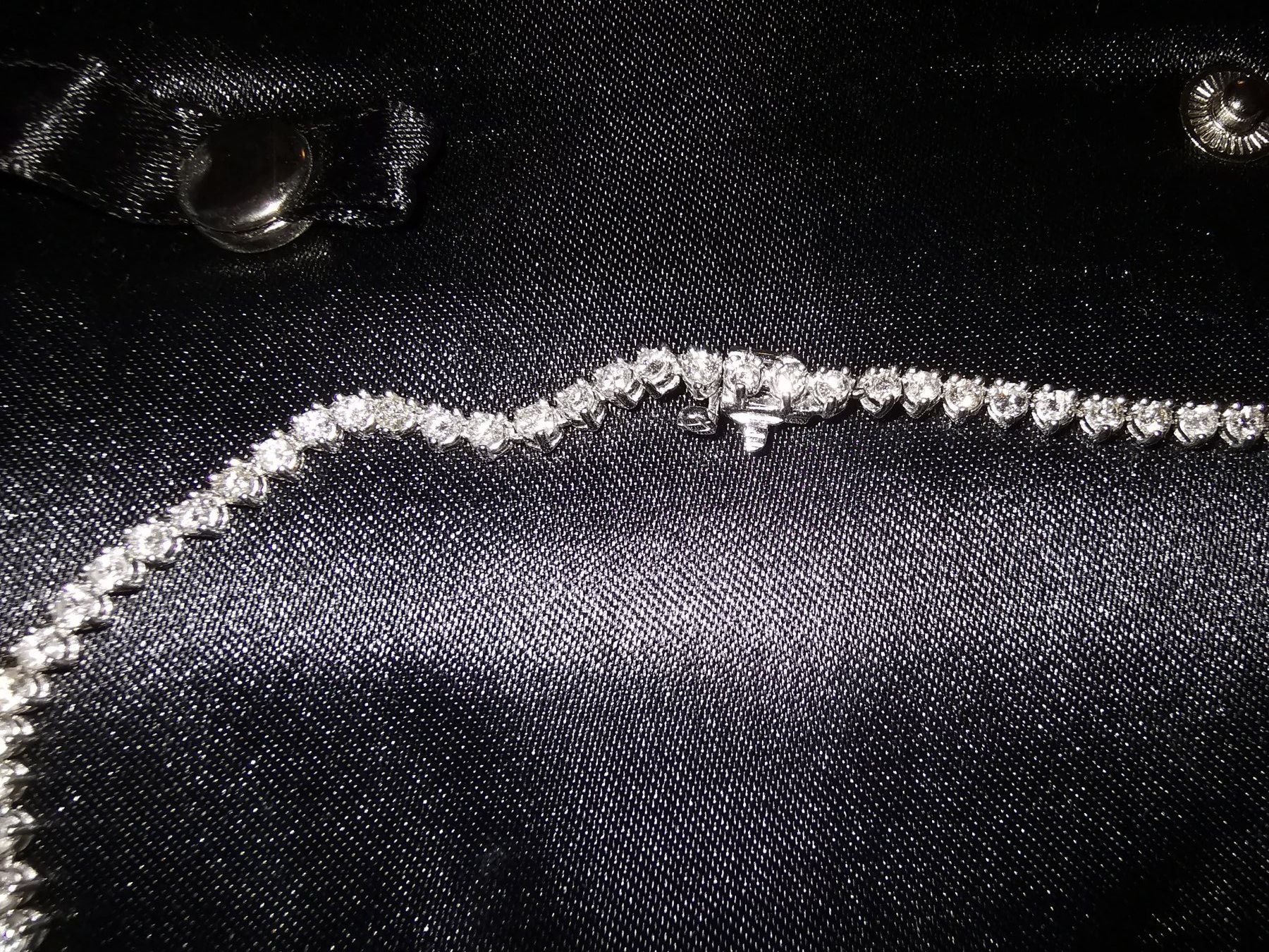 Catenine: Diamantcollier Platin – Nuovo (secondo la descrizione) da Huttwil venduto da heinzdaniel63 3