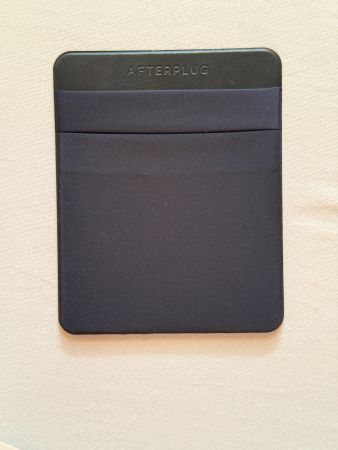 AFTERPLUG Portable 2-Pocket Stick-On Pouch *NEU*