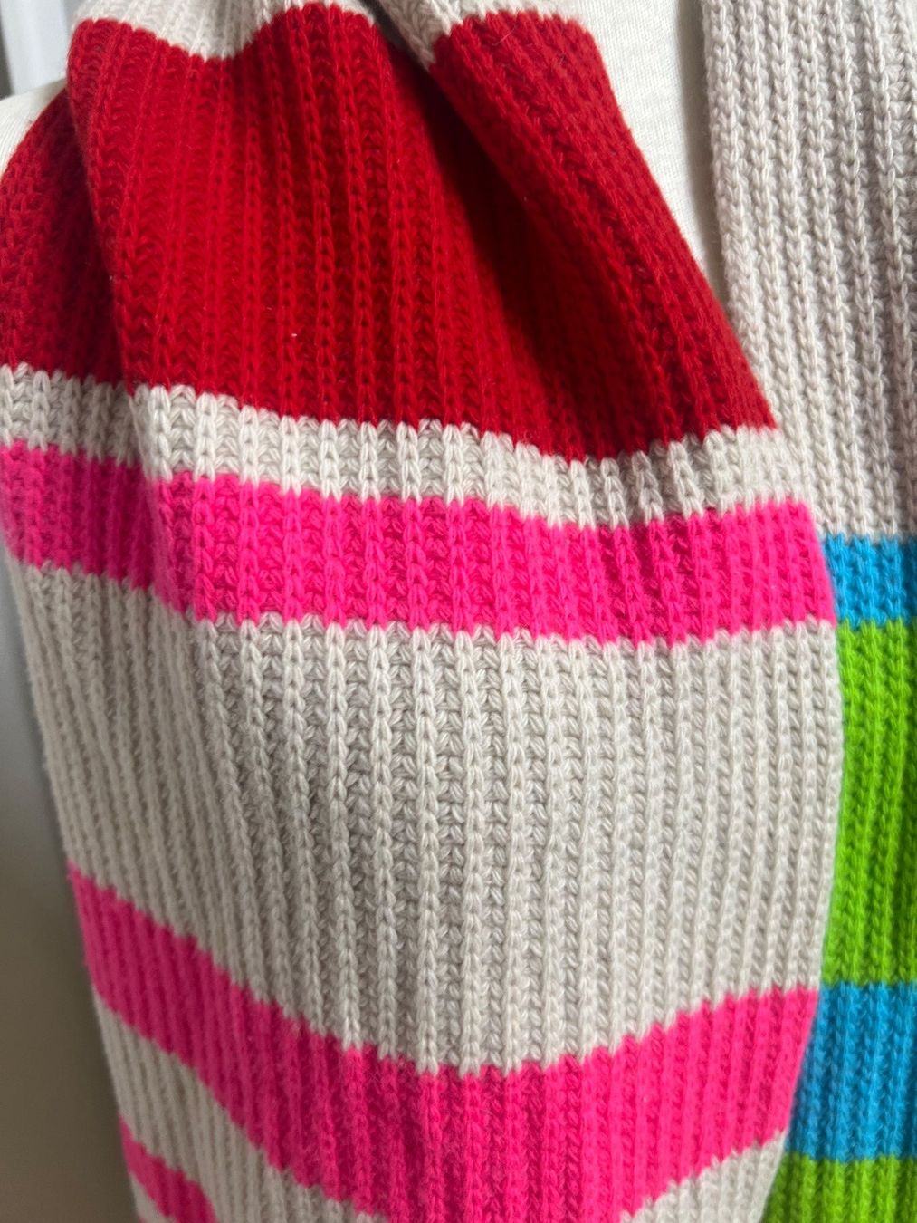 Bogner Foulard & Sciarpe: Schöner Strickschal von Bogner – Usato da Maienfeld venduto da 8796 1