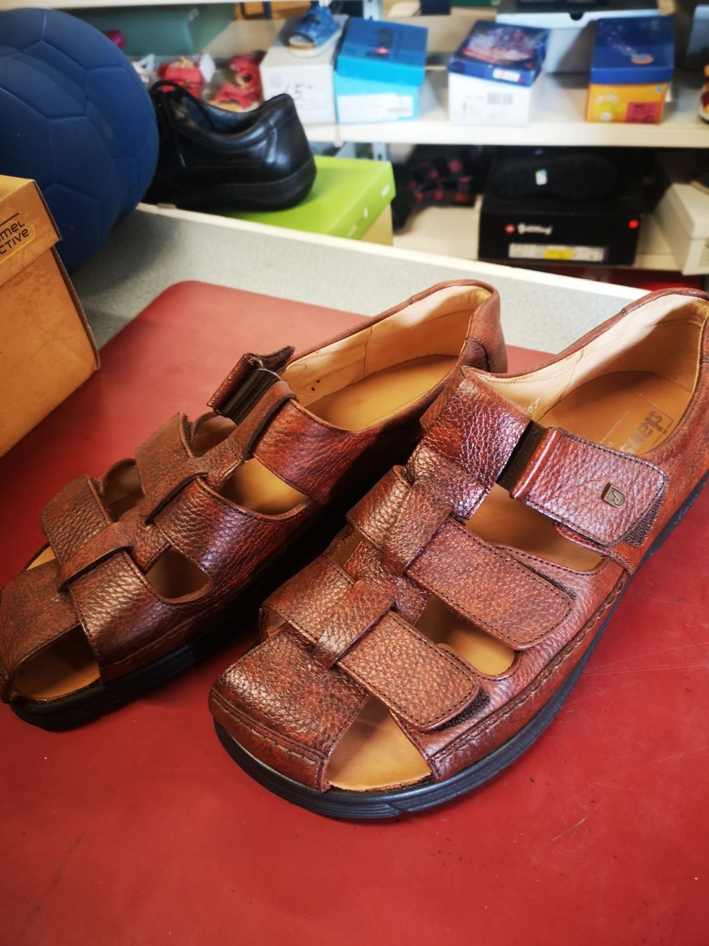 Helvesko Herrenschuhe: Helvesko dansko – Neu und originalverpackt aus Möhlin von Highwaytom