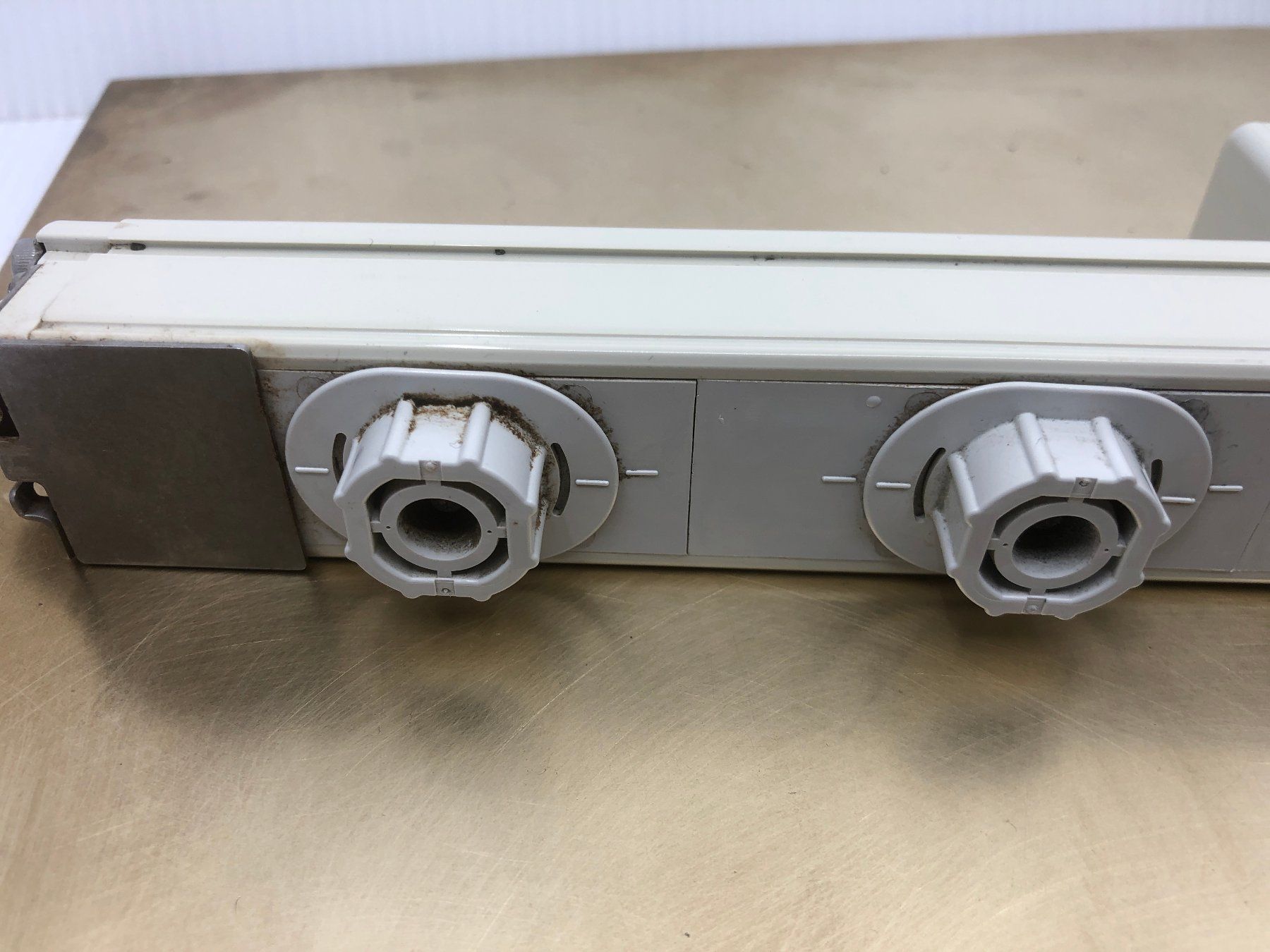 Componenti elettronici: SMC Ionizer izs40-460-06B – Usato da Laufenburg venduto da Sirluger 4