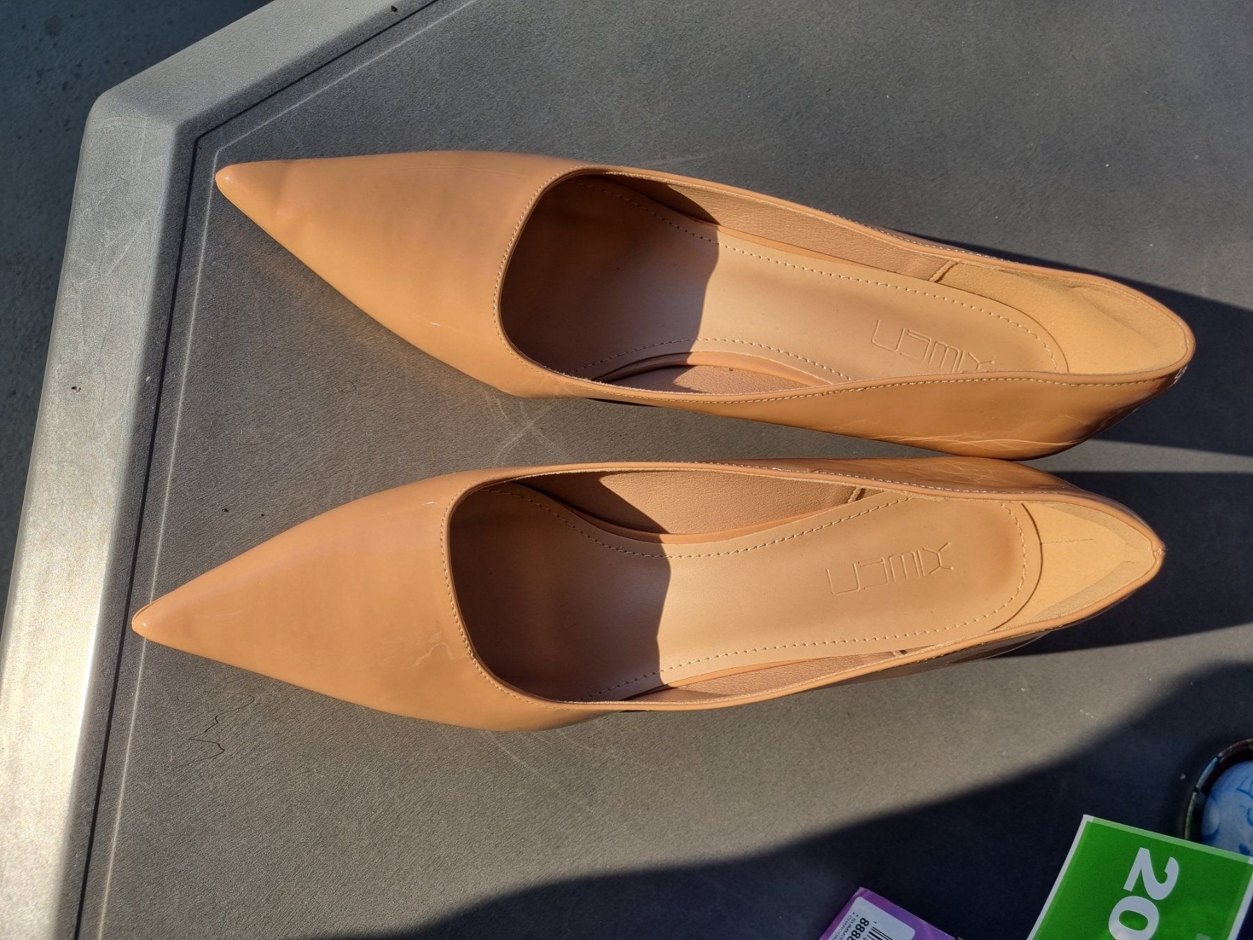 Scarpe da donna: Pumps / 42/ beige – Nuovo (secondo la descrizione) da Adlikon b.Regensdf venduto da attila63 1