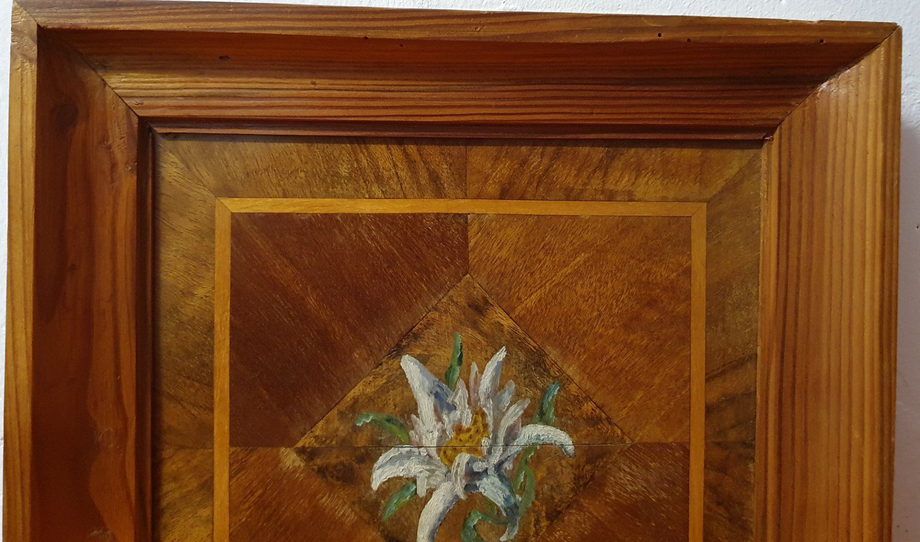 Poster & Bilder: antikes Holz Bild "Edelweiss" – Gebraucht aus Muri AG von spezielle_geschenke 3