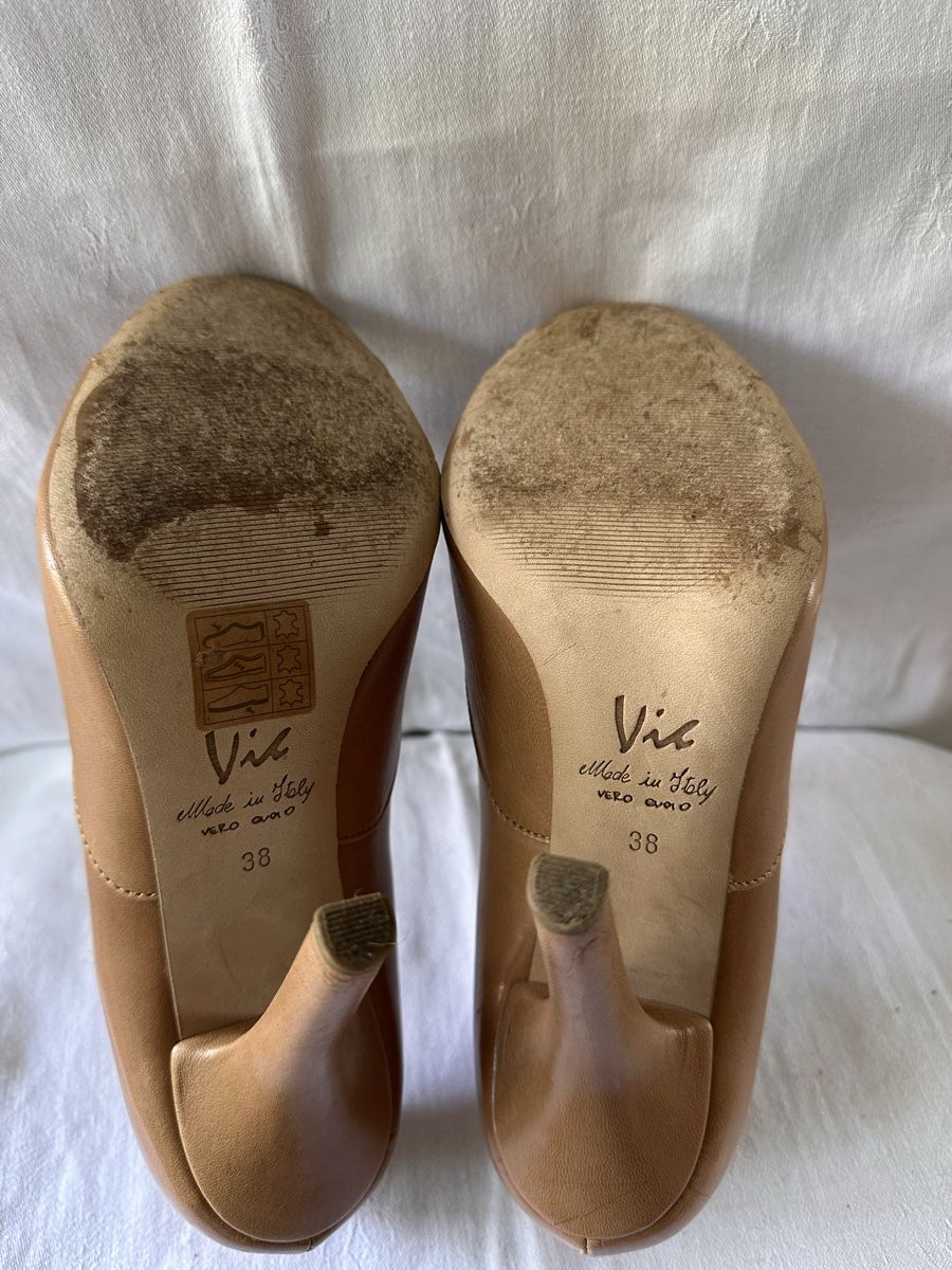 Vic Matié Scarpe da donna: Vic Sommer Pumps nr 38 – Usato da Stabio venduto da MAARINAA 4