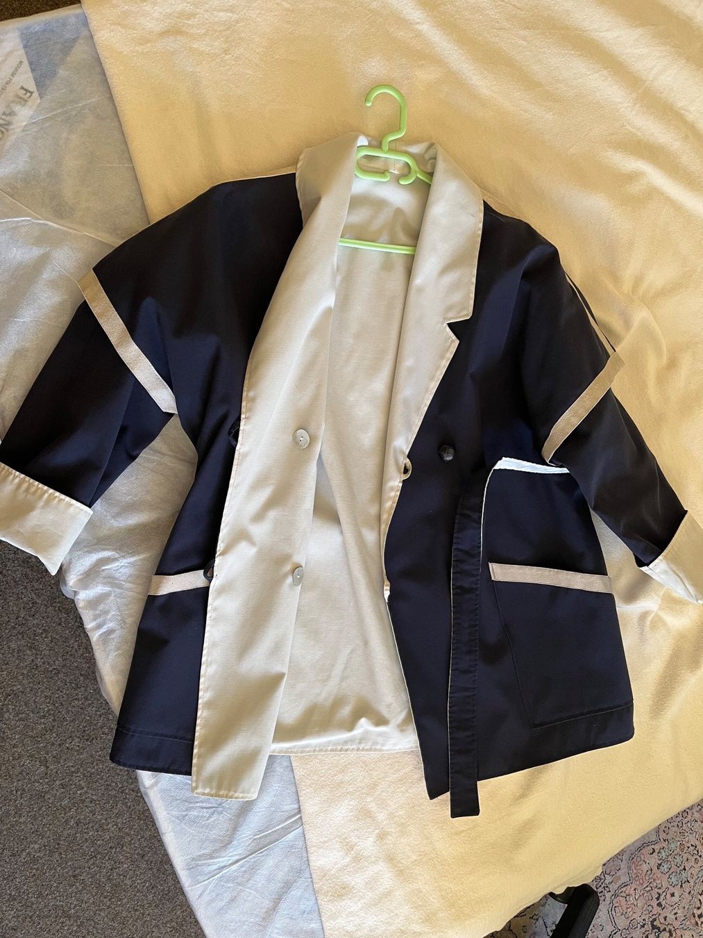 Giacche: Veste imperméable réversible (T. 40-42) – Nuovo (secondo la descrizione) da Genève venduto da rol_v8q2 6