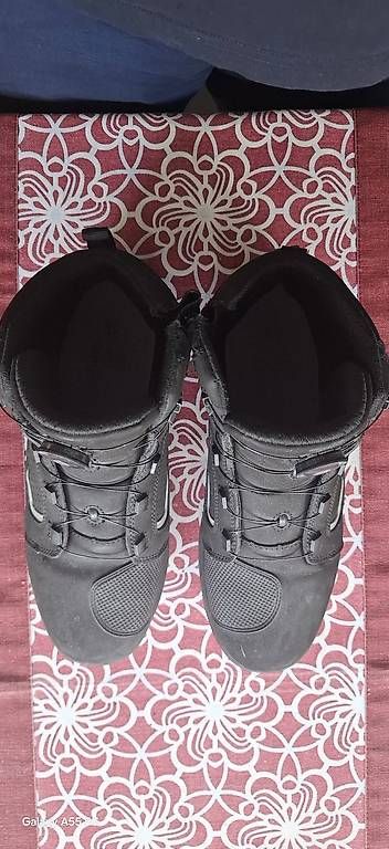 Scarpe da uomo: Motoradschuhe – Usato da Bottmingen venduto da veroda01 1