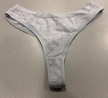 Sommerlicher String Tanga, Grösse M, Neu & ungetragen!