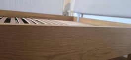 Doppelbett Verstellbare Kopflehne und Lattenrost.