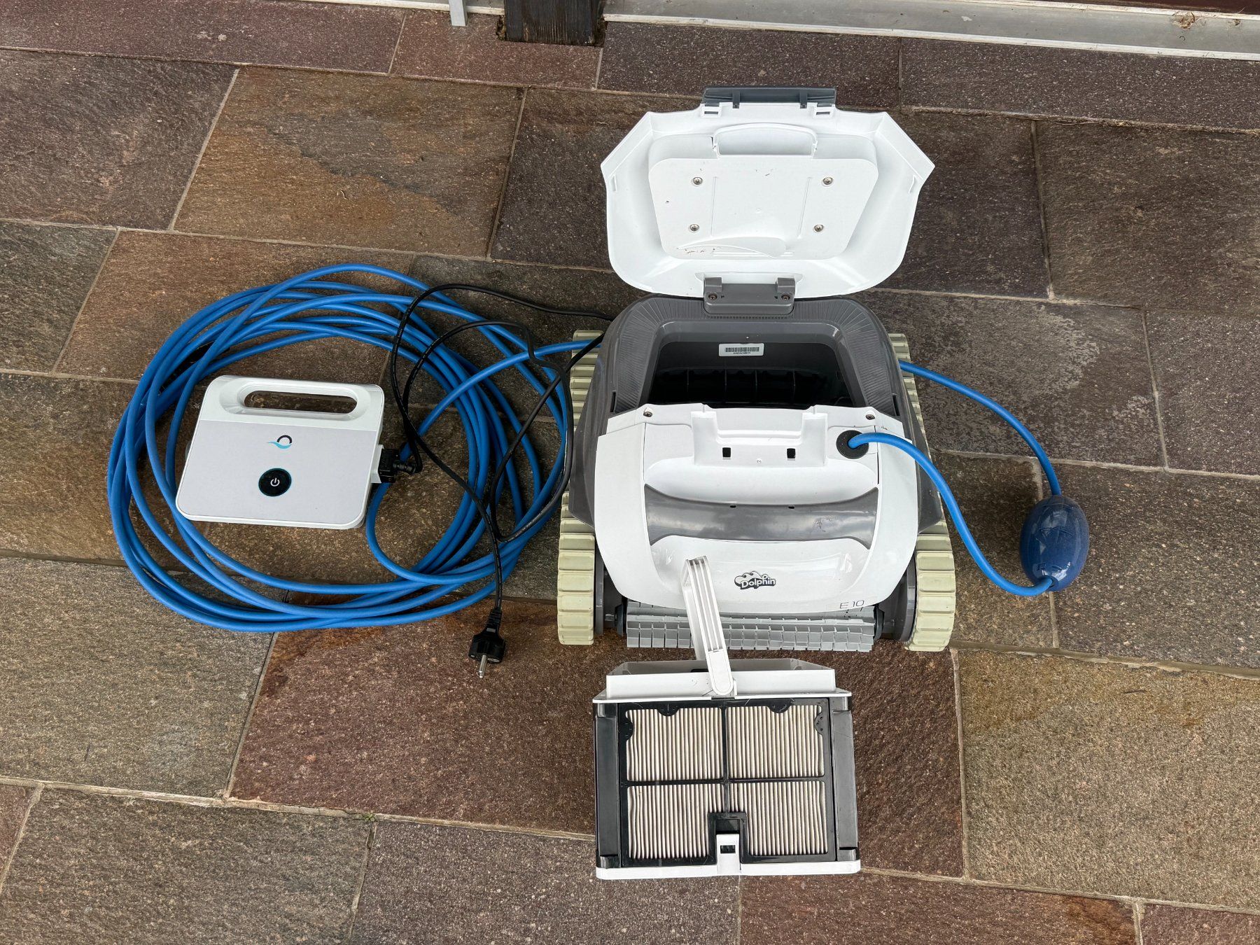 Dolphin Accessoires de piscine: Dolphin E10 Poolroboter – D'occasion à Bellikon par Bluem54 1