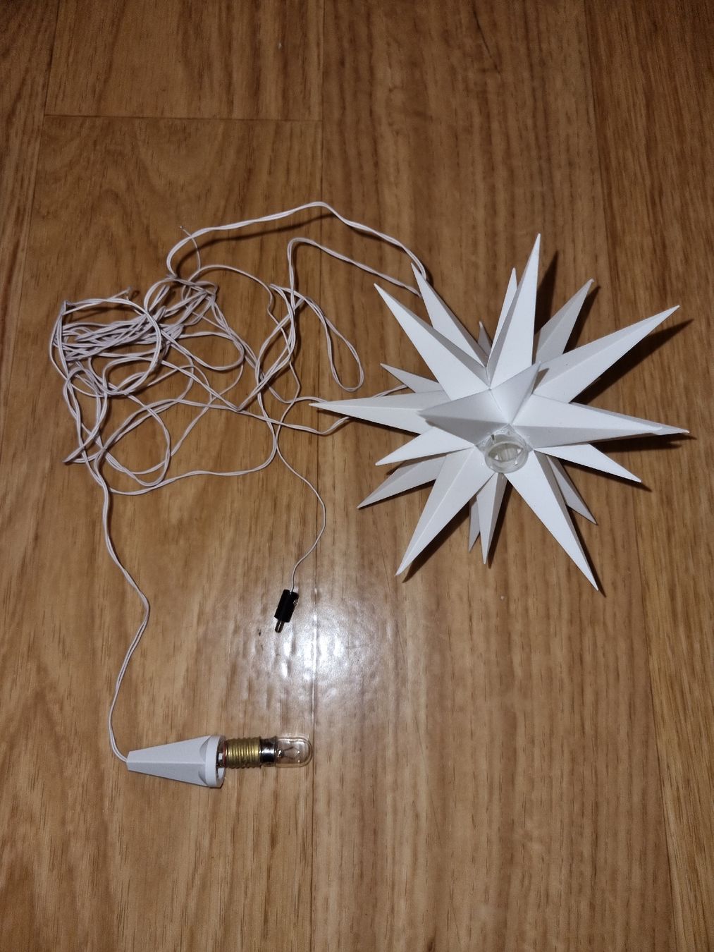 Tutte le decorazioni: Herrnhuter Stern A1e weiss Kunststoff – Nuovo e nell'imballaggio originale da Chur venduto da Beimirhates