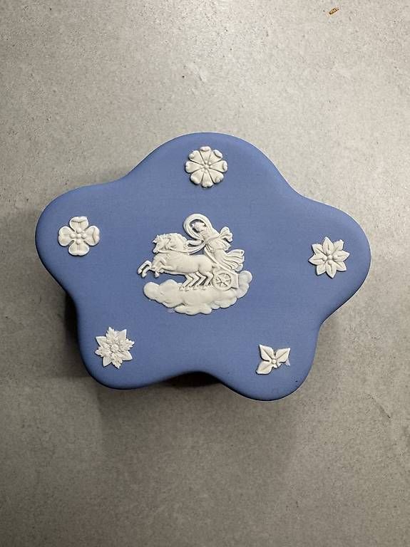 Set di piatti: Wedgwood  – Usato da Parpan venduto da pba_x87s 3
