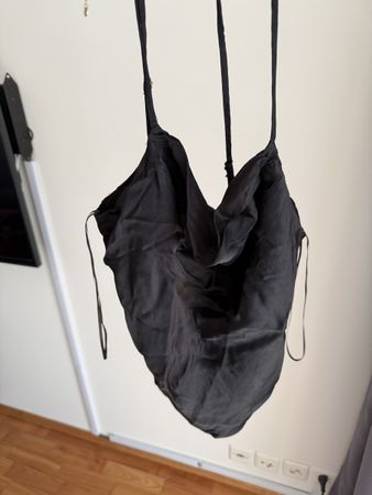 ZARA Seidenoptik-Top, Schwarz, Gr. M