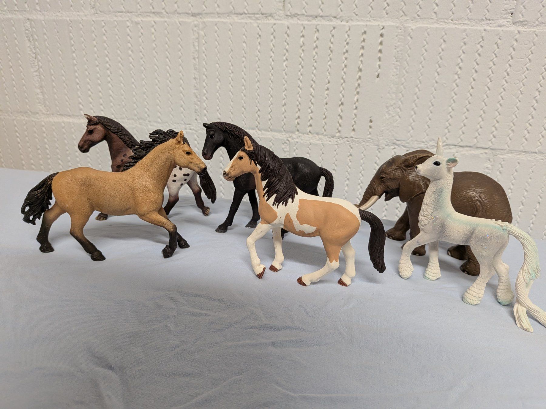 Schleich Giocattoli: SCHLEICH Pferde, Elefant, Einhorn – Usato da Untersiggenthal venduto da Marlen59 1