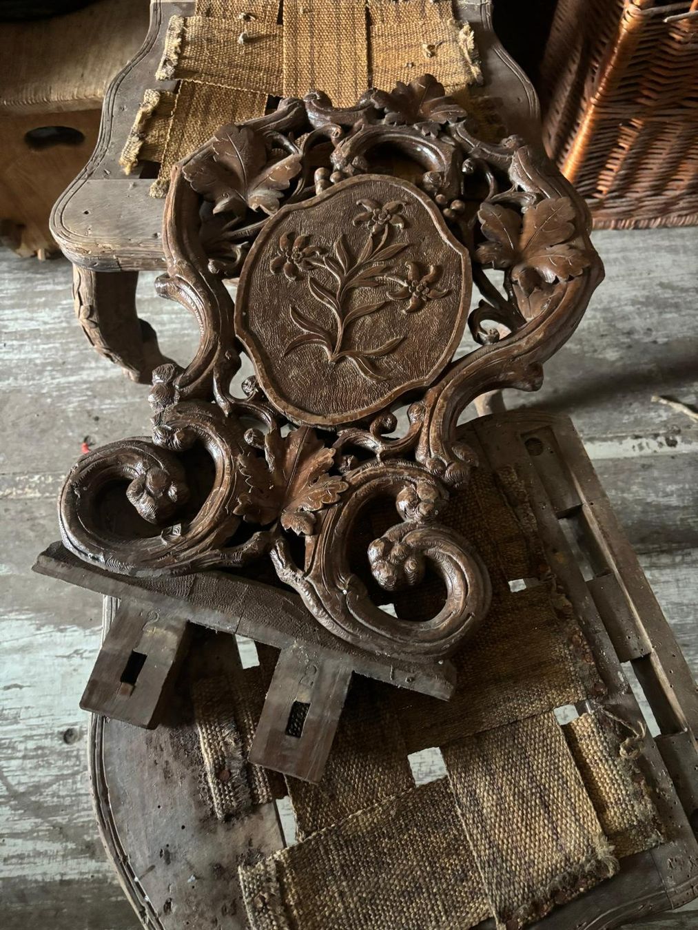 Sedie: Stühle 2 Tiroler aus dem ca. 1400 – Usato da Regensdorf venduto da RCM_8105Regensdorf 1