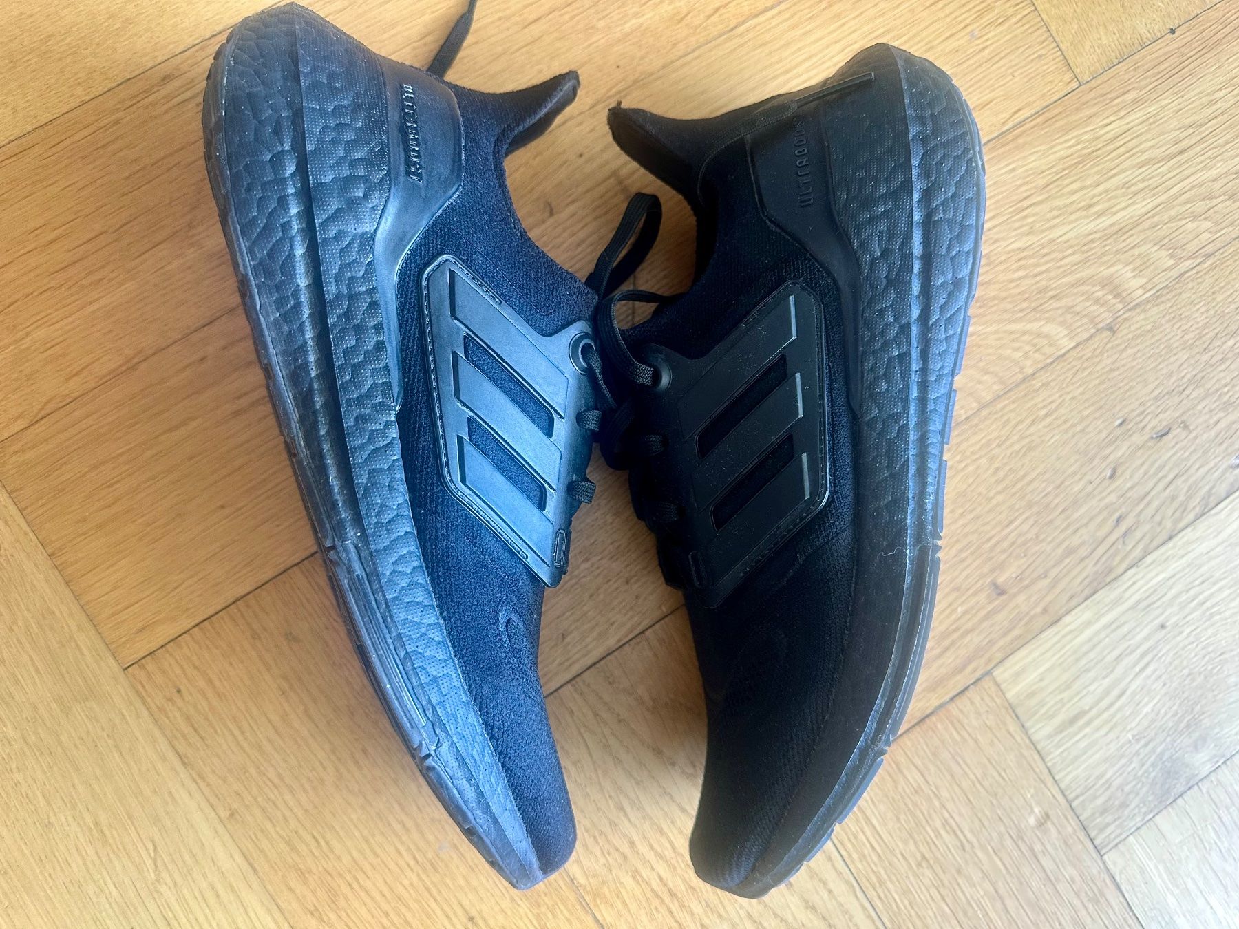 Adidas Scarpe da uomo: Addidas ultraboost  Light 42 – Usato da Lausanne venduto da ari_67hs 1