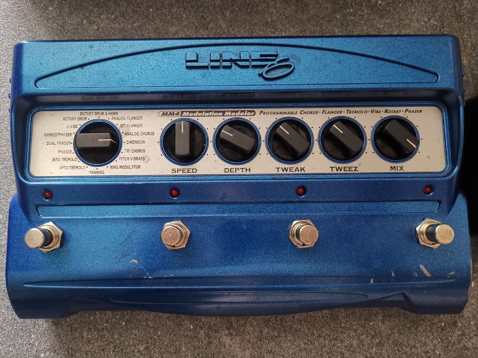 Line 6 Strumenti musicali: Line 6 MM4 Modulation Modeler mit Netzteil und OVP – Usato da Rohrbachgraben venduto da noisenomad