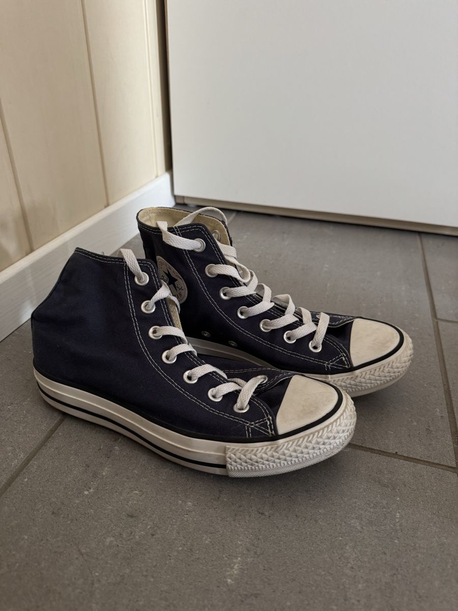 Converse Herrenschuhe: Converse All Star 38 dunkelblau – Gebraucht aus Klingnau von jam_wt67