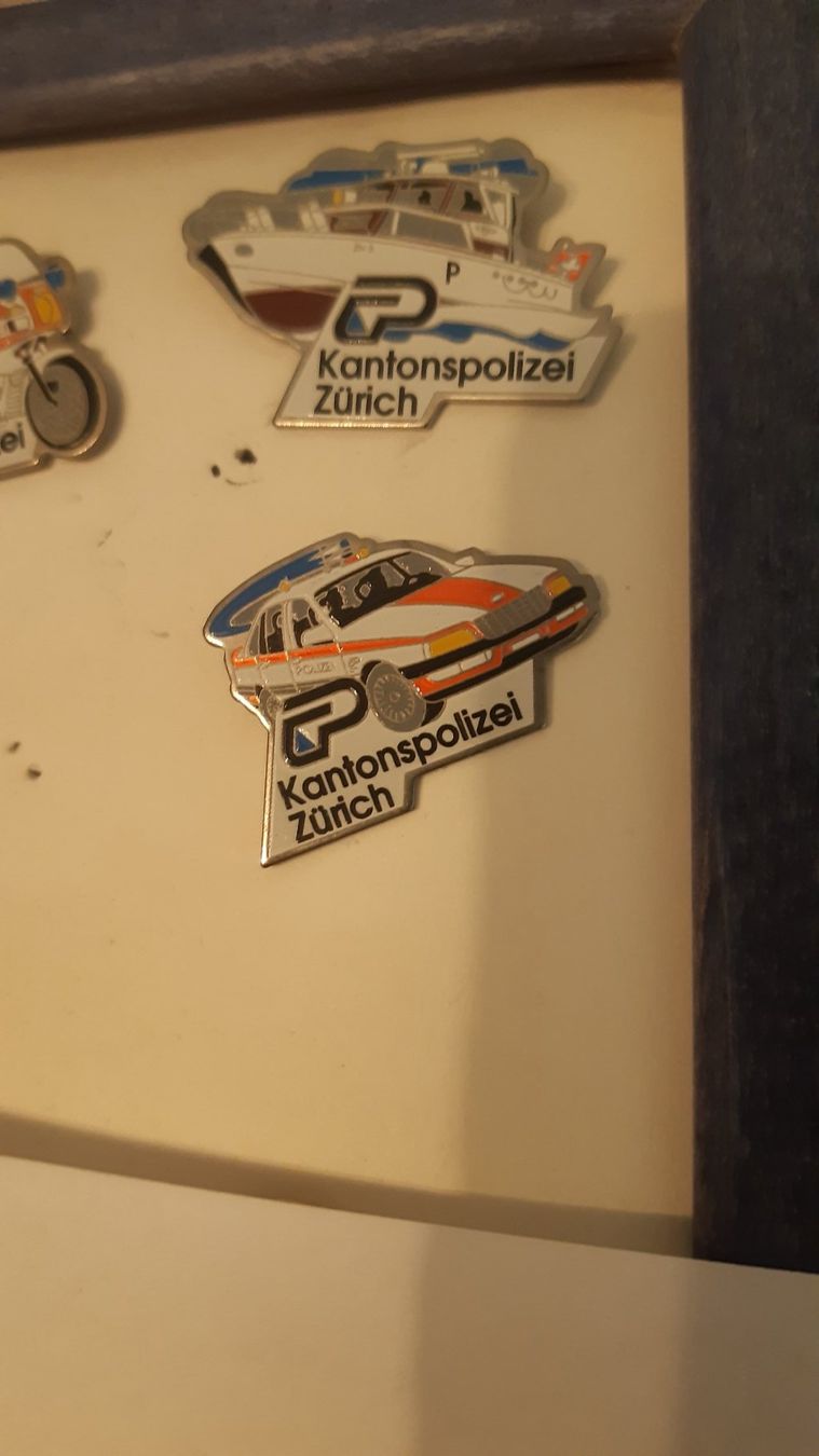 Placchette & Badge: 3 Kantons-Polizei ZH Pins – Usato da Adlikon b.Regensdf venduto da attila63 2