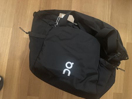 On Running Athlete Duffel Tasche schwarz One Size neu