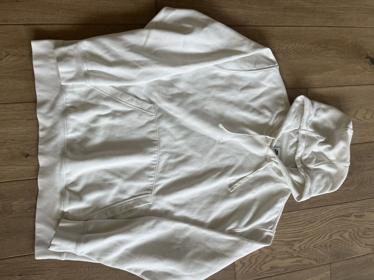 Nike Pulls & Sweat-shirts: Nike Pullover weiss – D'occasion à Zollikofen par KundB 1