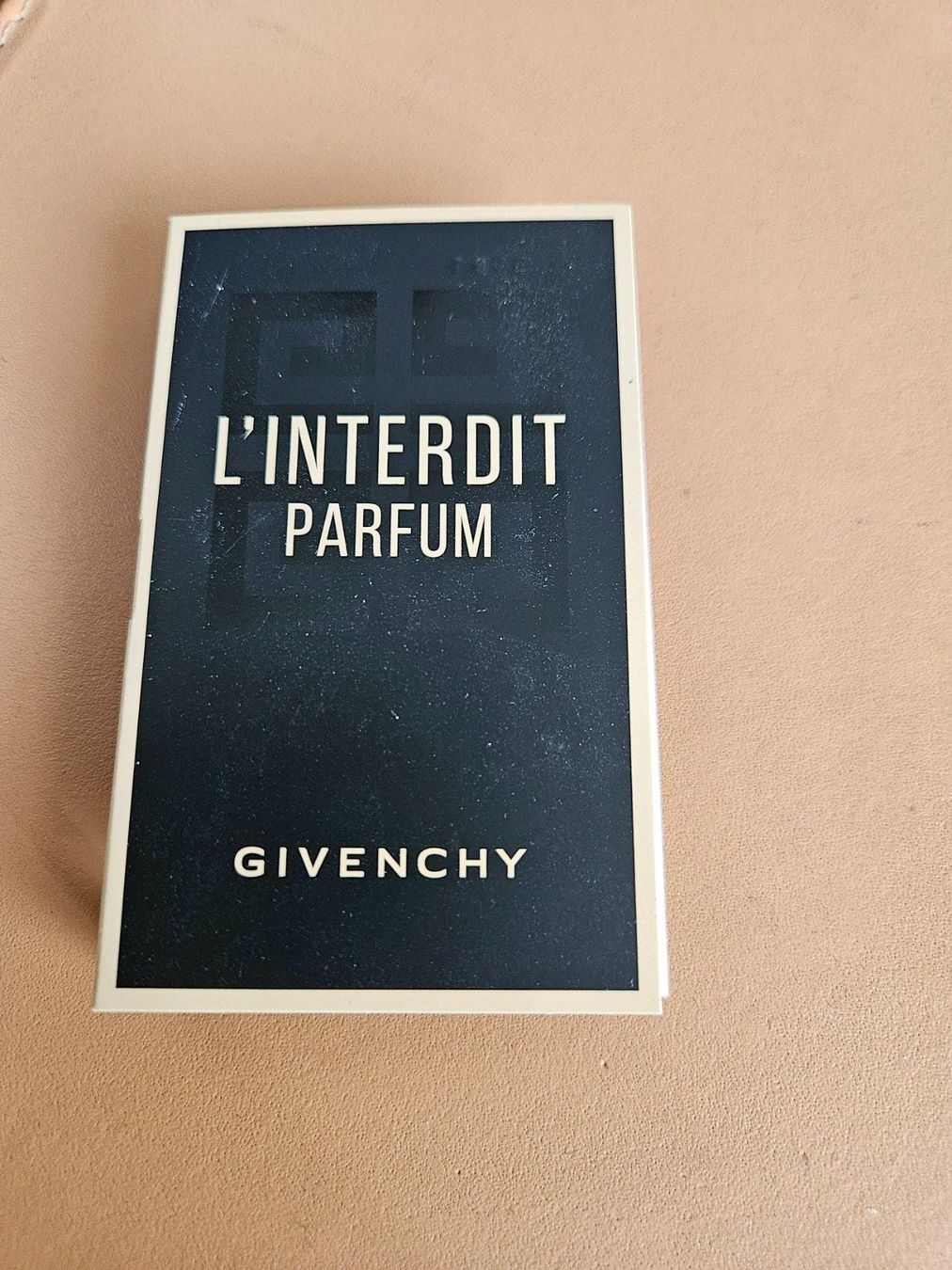 Givenchy Profumi & Eau de Toilette: Givenchy - L'Inerdit - PARFUME - 1.0 ml – Nuovo e nell'imballaggio originale da Aesch BL venduto da Chrutli1 2