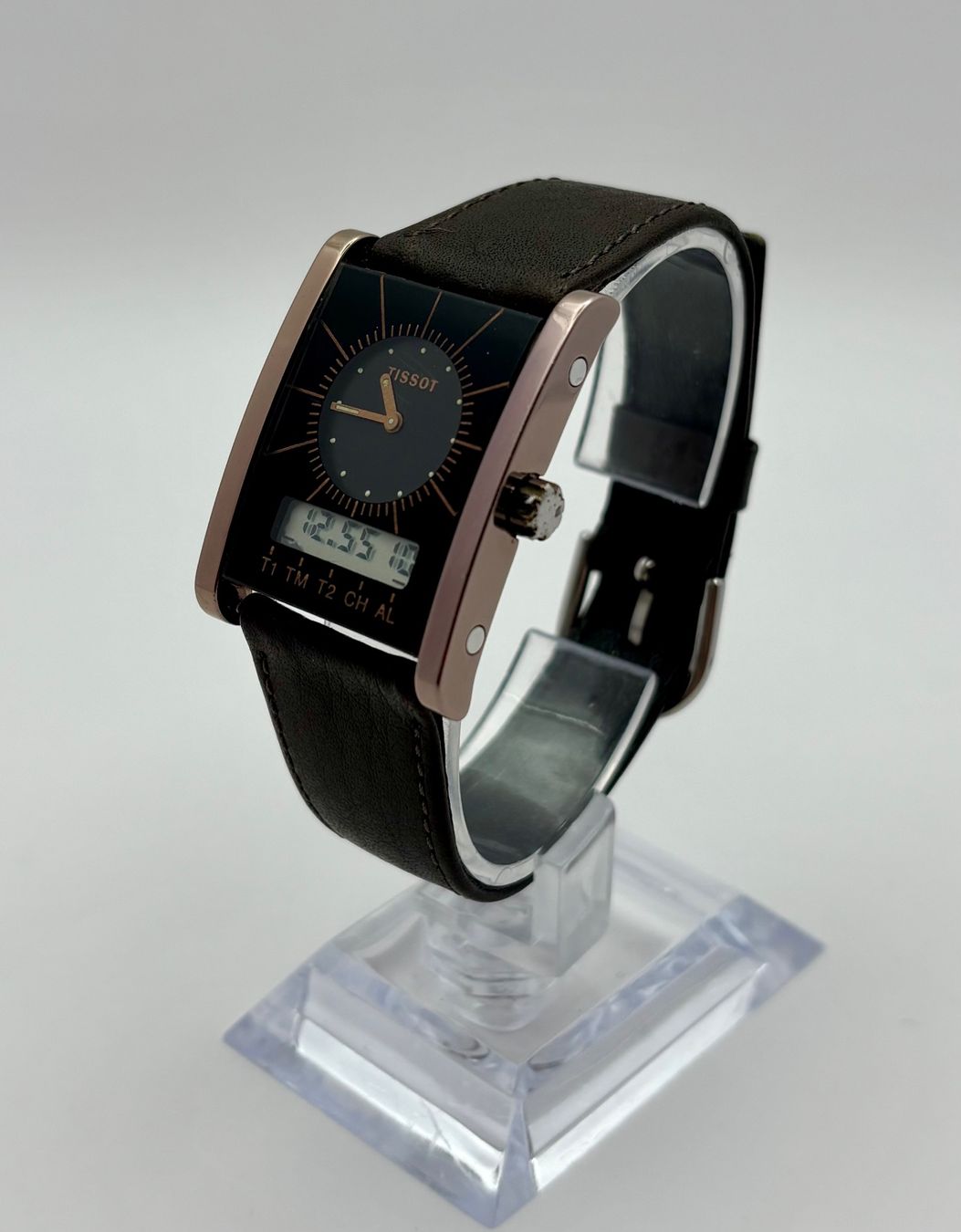 Tissot Montres: VINTAGE-KLASSIKER TISSOT TWO TIMER – D'occasion à Rorschach par ZeitWerk.10 1