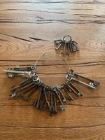 Schöne antike Schlüsselbund Sammlung Deko Vintage 🔑🗝️🤩