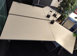Diverse Pulte/Schreibtische