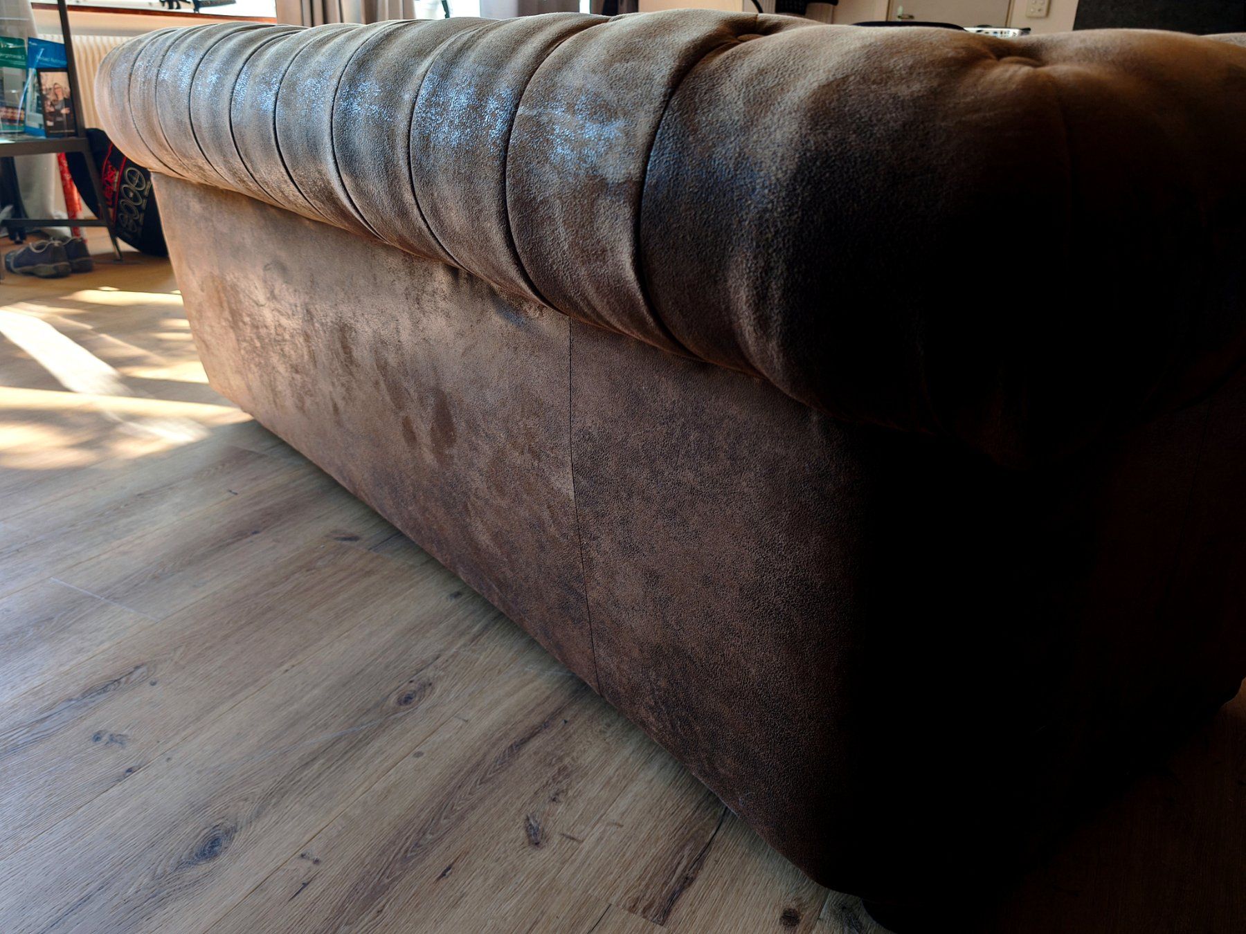 Sofas: Chesterfield Sofa, 3 Sitzer, Vintage Leder, Top Zustand – Gebraucht aus St. Gallen von  5